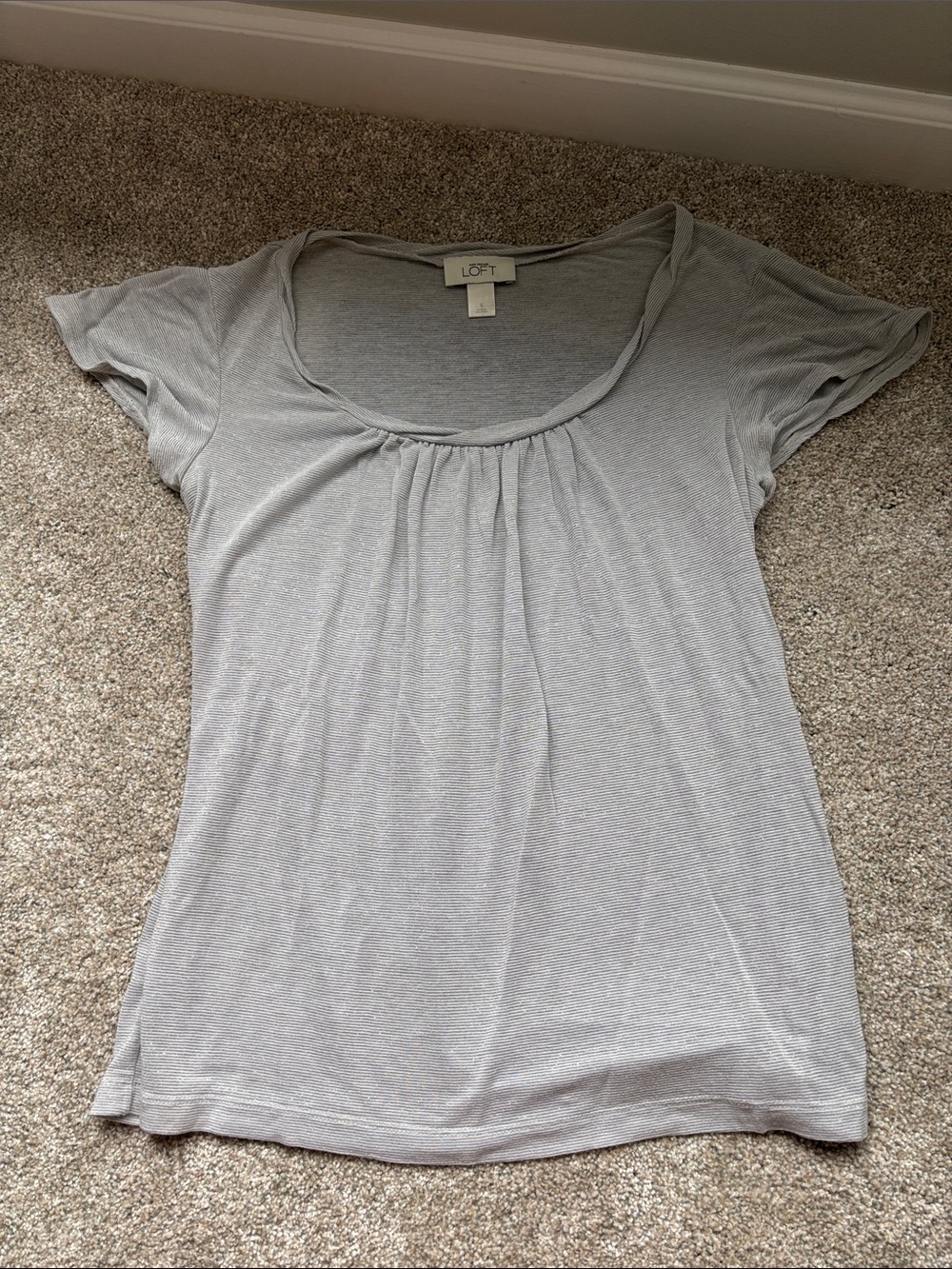 LOFT Light Gray Scoop Neck Short Sleeve Tee